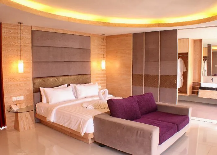 Greenfield Luxury *
