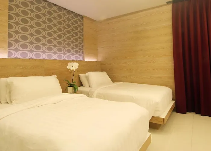 Greenfield Luxury *