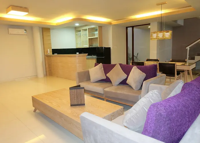Greenfield Luxury *