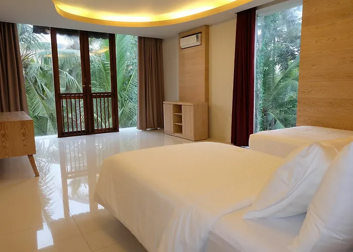 Greenfield Luxury